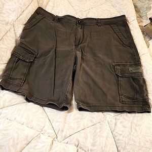 UNION Bay mens cargo shorts